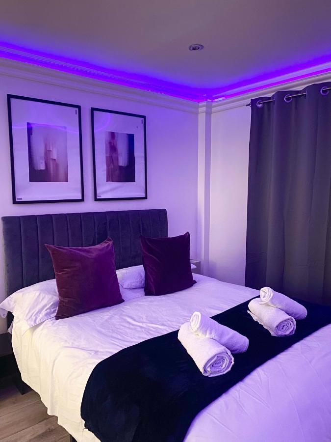 Stylish En Suite Double Room Kensington ロンドン エクステリア 写真