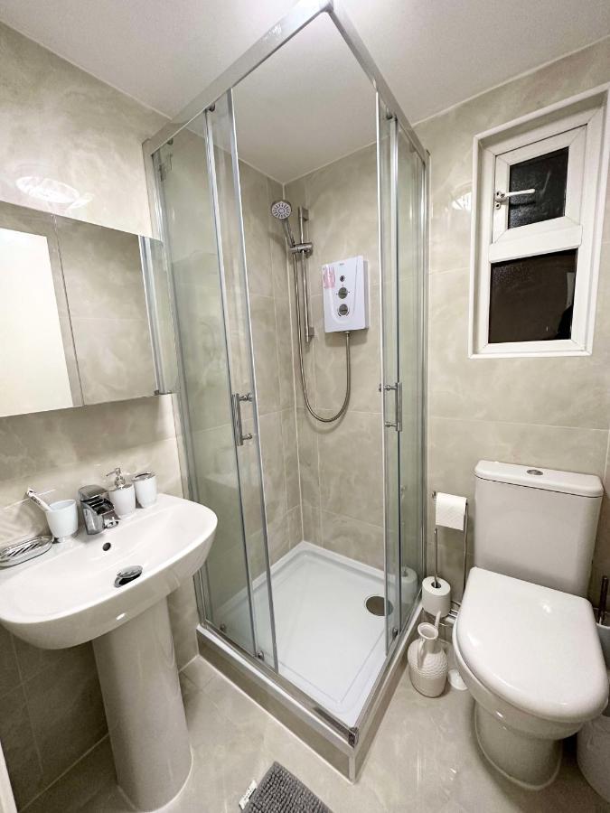Stylish En Suite Double Room Kensington ロンドン エクステリア 写真