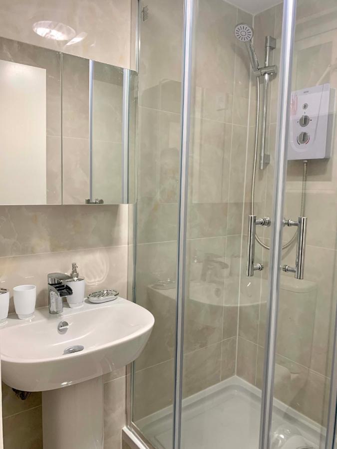 Stylish En Suite Double Room Kensington ロンドン エクステリア 写真